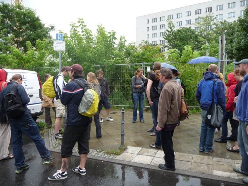 We started at Skulpturenpark Berlin_Zentrum with the project Camp Exodus